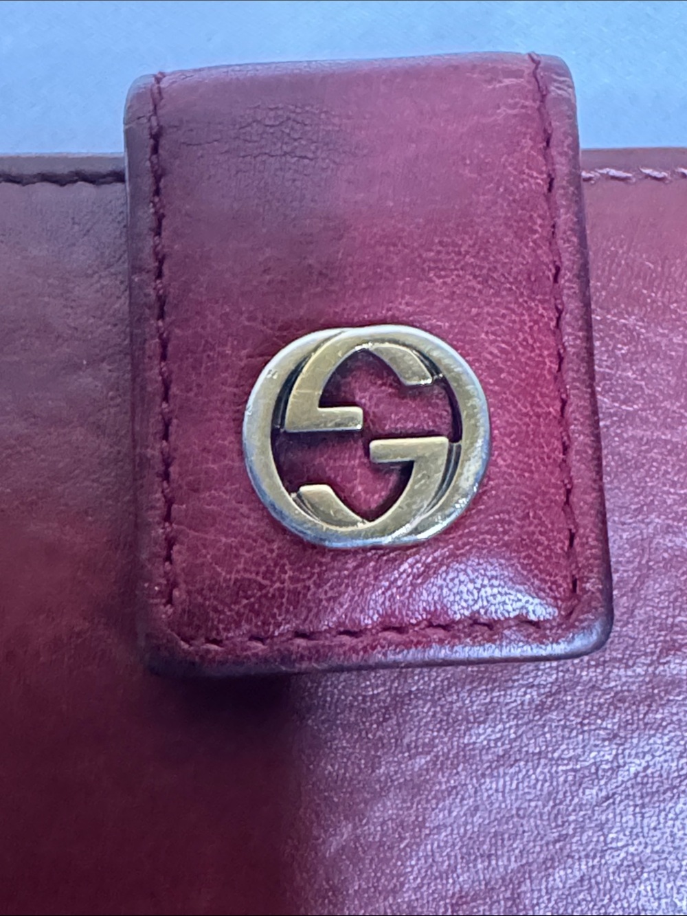 Authentic Gucci Burgundy Leather Continental Card Wallet with Gold Logo Snap - Picture 4 of 5